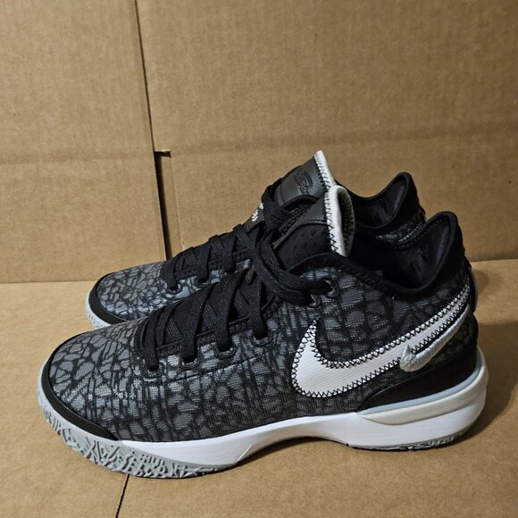 Nike Zoom LeBron NXXT Gen Black Grey Basketball Shoe DR8784 005 Mens Size 8 - Picture 5 of 10